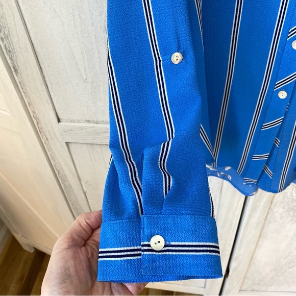 Fig and Flower Floral Stripe Top Women’s Large Blue Button Up Cottagecore Beach - Picture 7 of 8